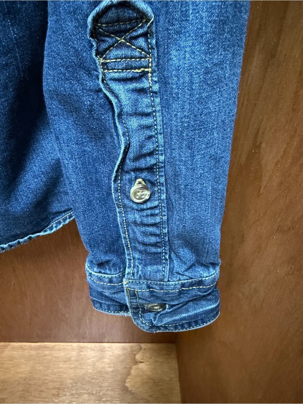 Abercrombie & Fitch Light Blue Denim Shirt Jacket - Picture 4 of 5
